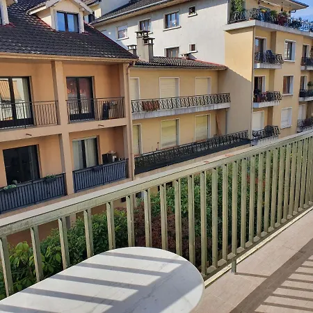Un En O Fil De L'o Annecy